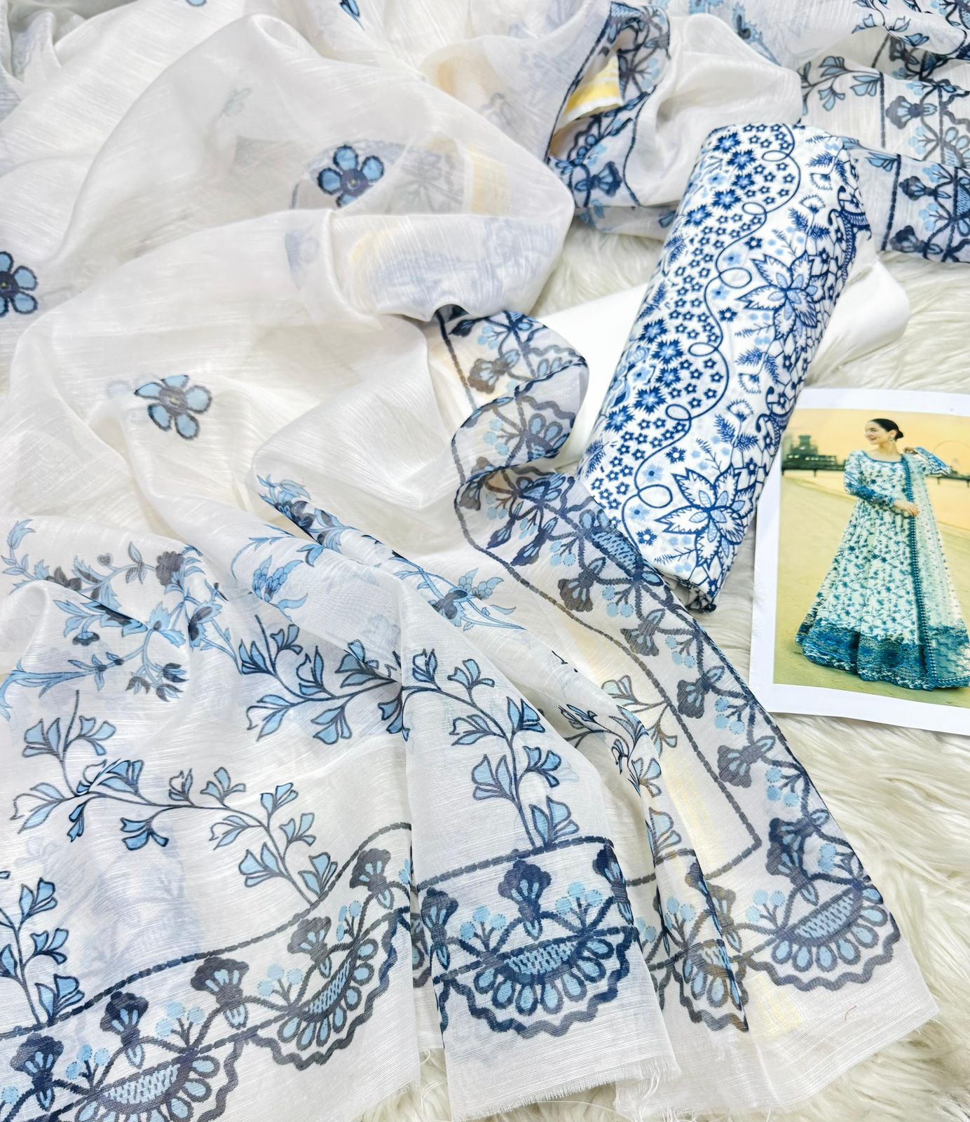 Faiza Saqlain — Hania Amir Viral Dress | White & Blue Lawn 3pc | Summer 2026